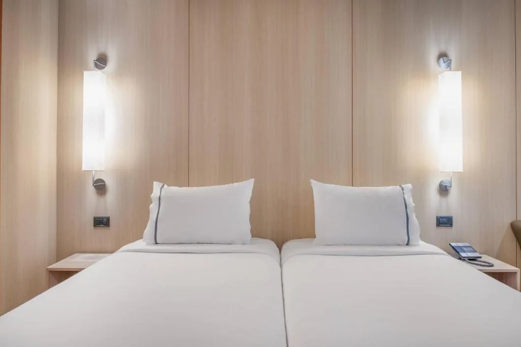 Standard-Innenzimmer - 2 Einzelbetten — AC Hotel Málaga Palacio by Marriott