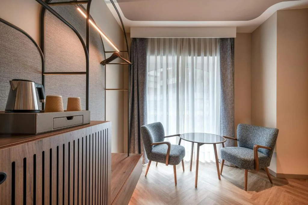 Twin Room — AC Hotel Palacio Universal by Marriott