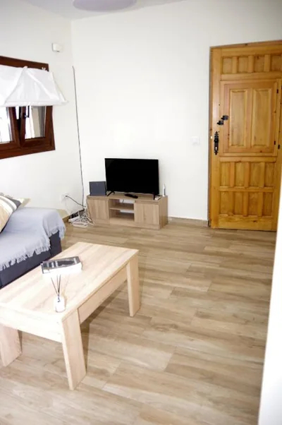 Acogedora casita con barbacoa — 写真 5