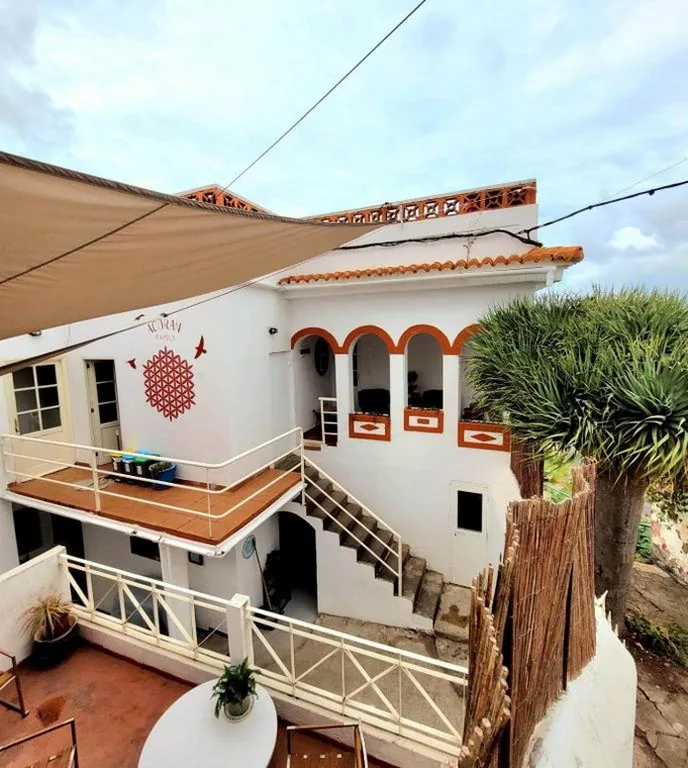 Chambre double avec salle de bains commune — Acoran Family Ocean View Guest House With Daily Yoga Practice Included North Gran Canaria PRIVATE ROOM PET FRIENDLY