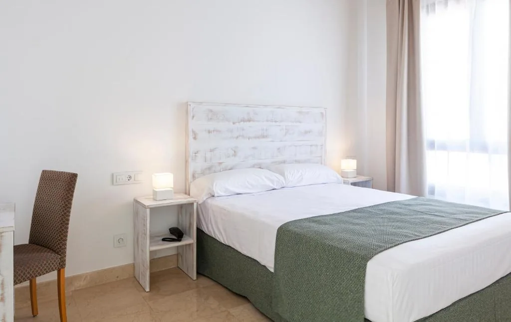 Ad Hoc Vitae Retreats & Health Only Adults