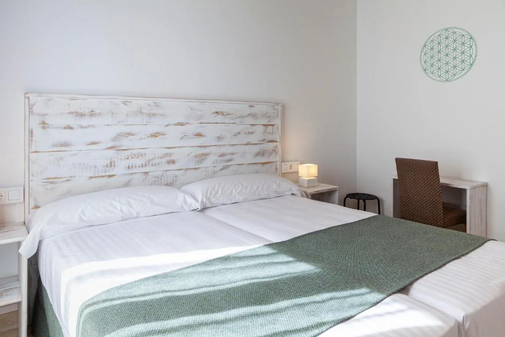 Habitación Doble — Ad Hoc Vitae Retreats & Health Only Adults