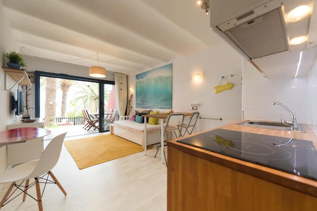 Haus mit 1 Schlafzimmer — Adam's Place