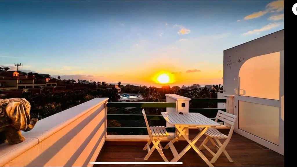 Appartement — Adeje Sunset Ocean View penthouse Balcony C