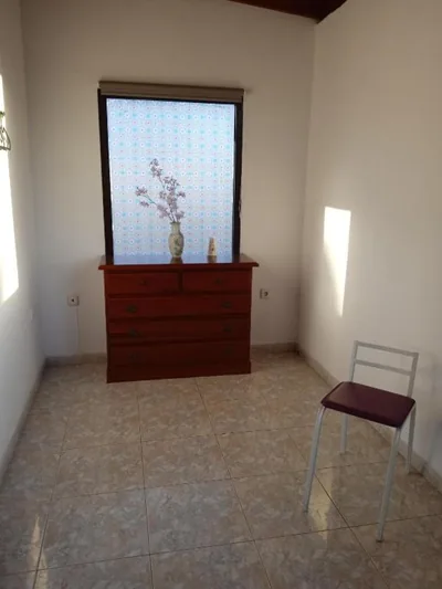 adosado cerca del mar — Foto 5