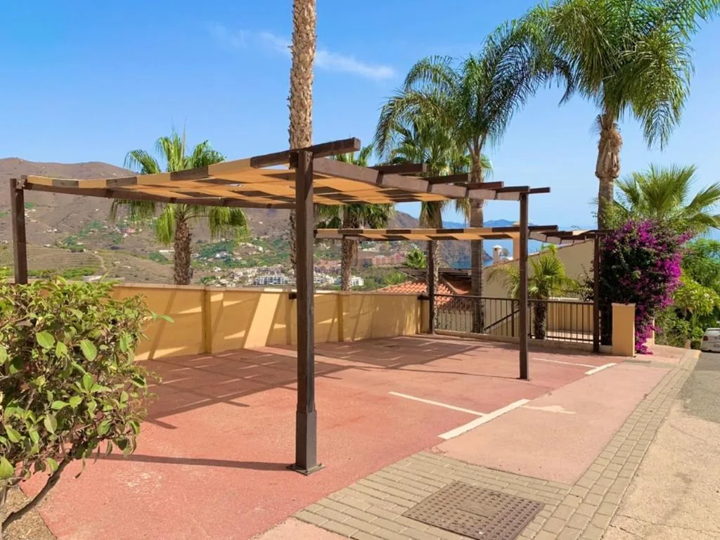 Villa — Adosado con piscina a 5 minutos de la playa