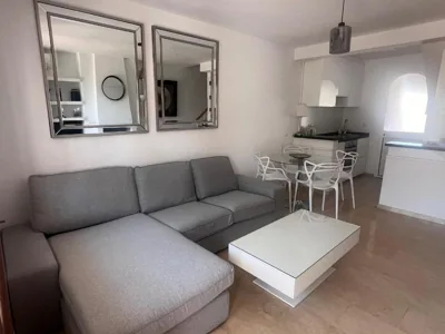 Adosado en residencial — foto 10