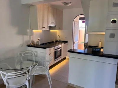 Adosado en residencial — foto 11