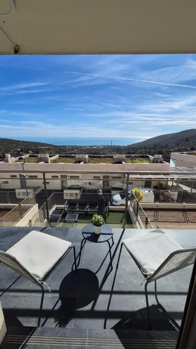 Adosado familiar 160 m, 2 piscinas, vistas al mar y montaña, 7 personas, wifi, mascotas, cuna — foto 5