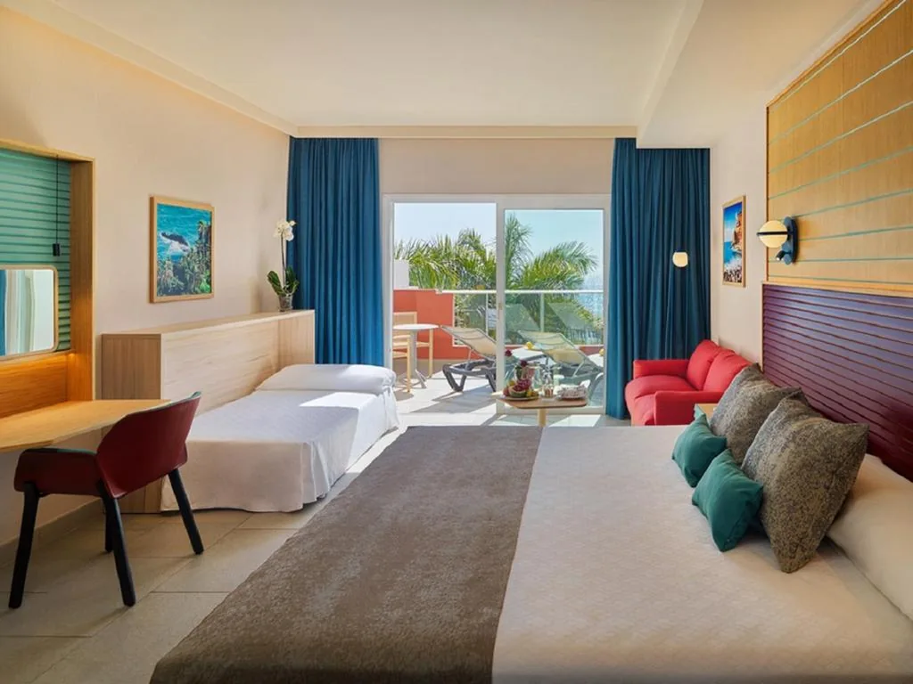 Familiekamer — Adrián Hoteles Roca Nivaria
