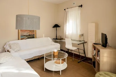 Agradable casa con jardín privado — foto 2