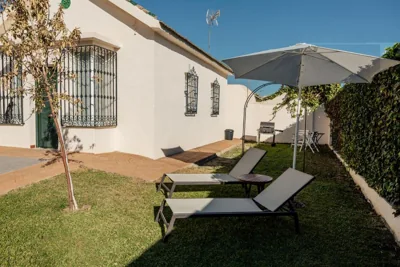 Agradable casa con jardín privado — foto 6