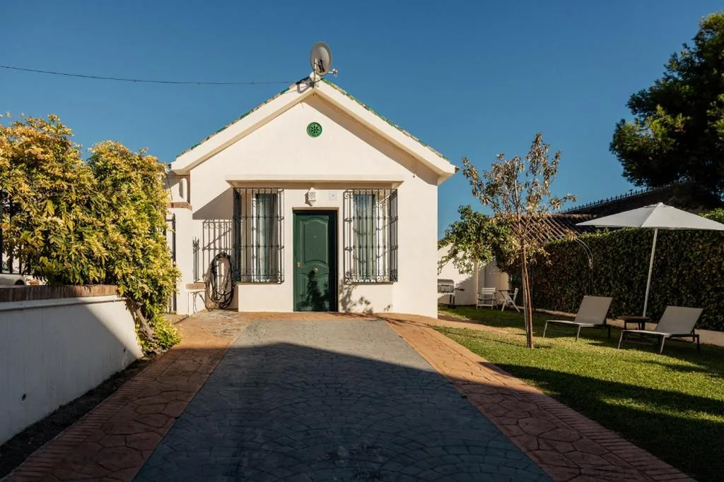 Casa con 1 dormitorio — Agradable casa con jardín privado