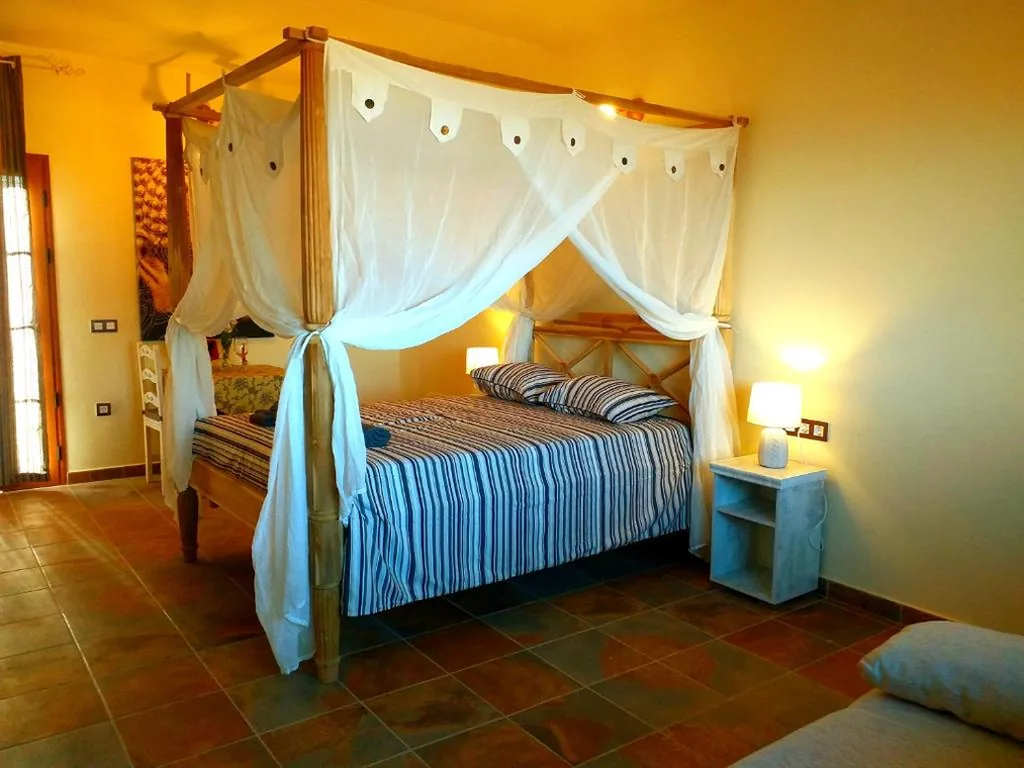 Habitación Doble con baño privado — Agriturismo El Bounty
