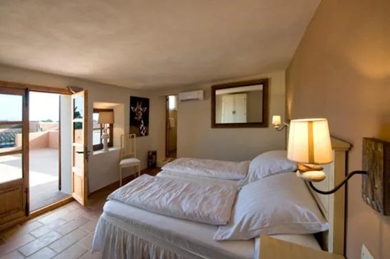 Camera Matrimoniale con terrazza — Agroturismo Finca Sa Tanca