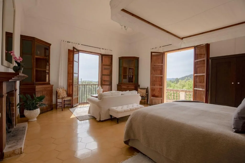 Suite con balcón — Agroturismo Son Boronat