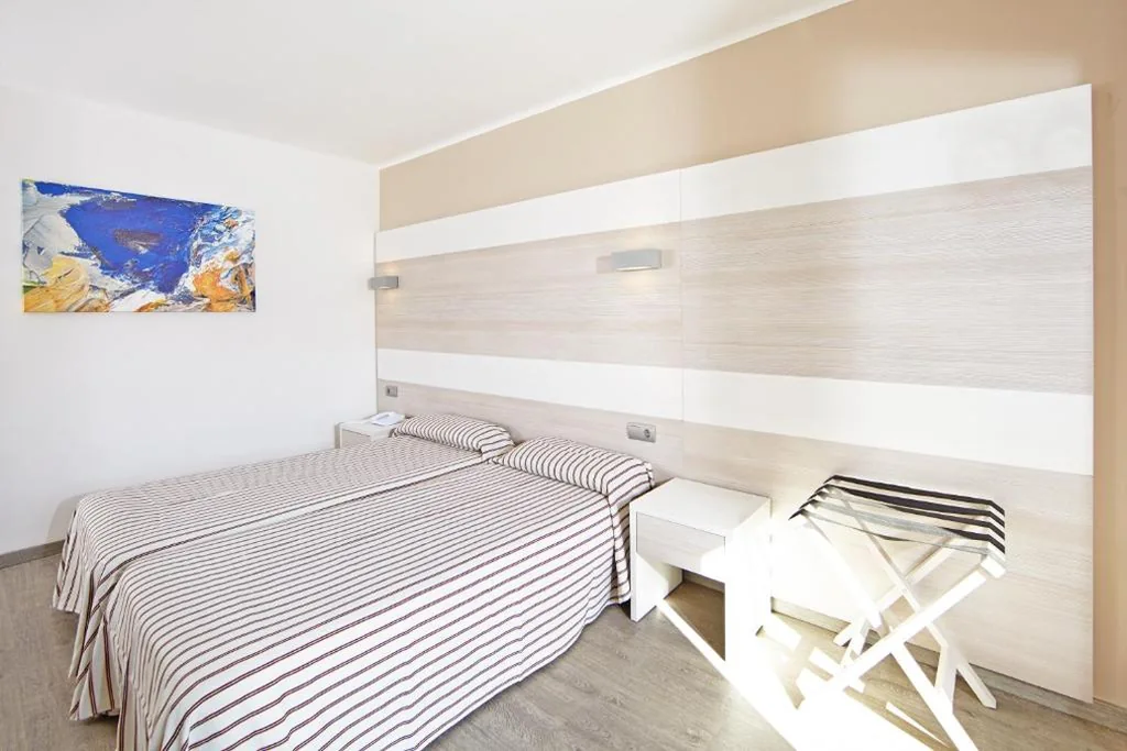 Quarto Individual com brunch — AHOI Urban Beach