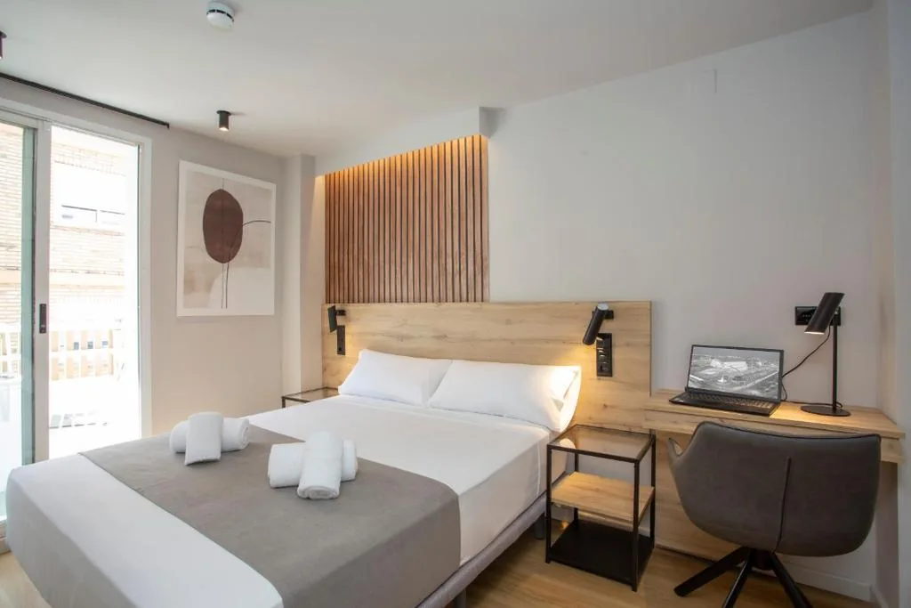 バルコニー付きダブルルーム — Aila II Hotel Boutique by SingularStays - Digital Access