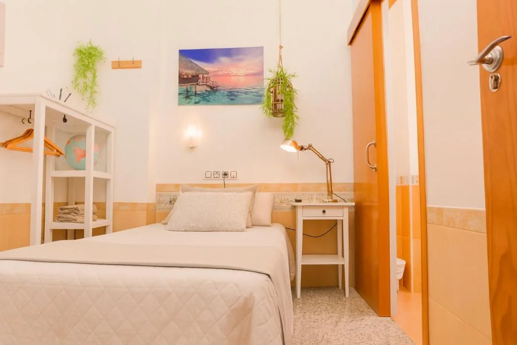 Aire Hostal en Los Alcores Recepción telefónica Auto Check-in