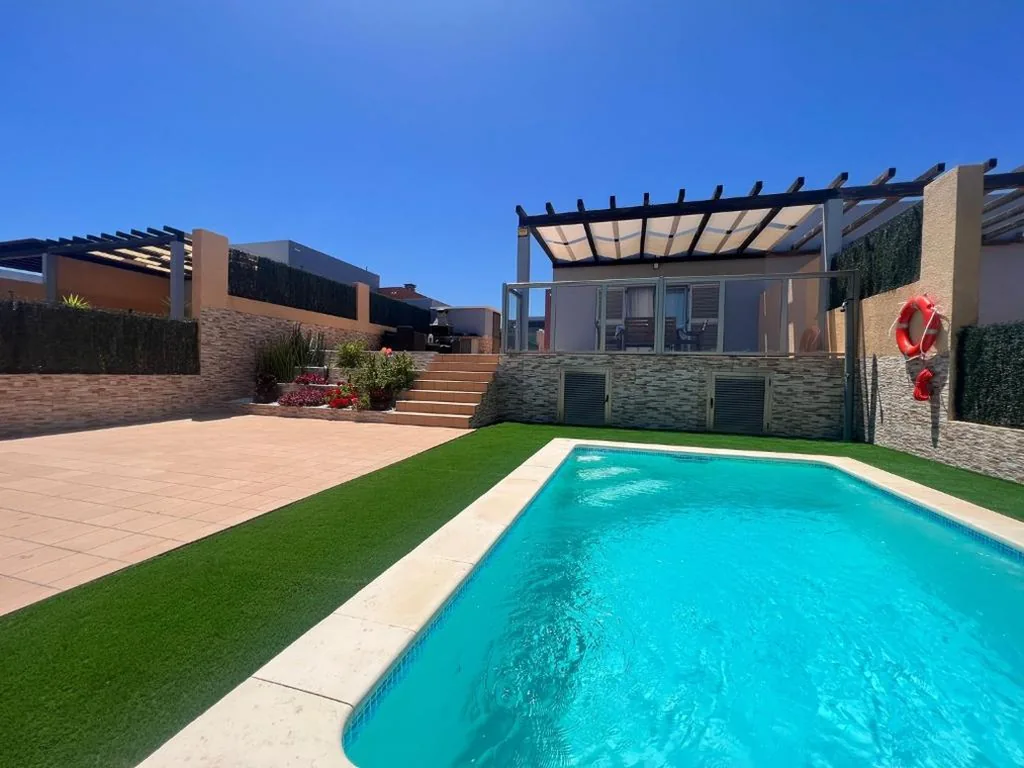 Villa de 3 chambres — Ajana