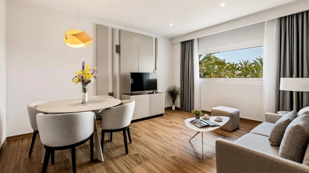 Suite Deluxe — Alanda Marbella Hotel & Wellness