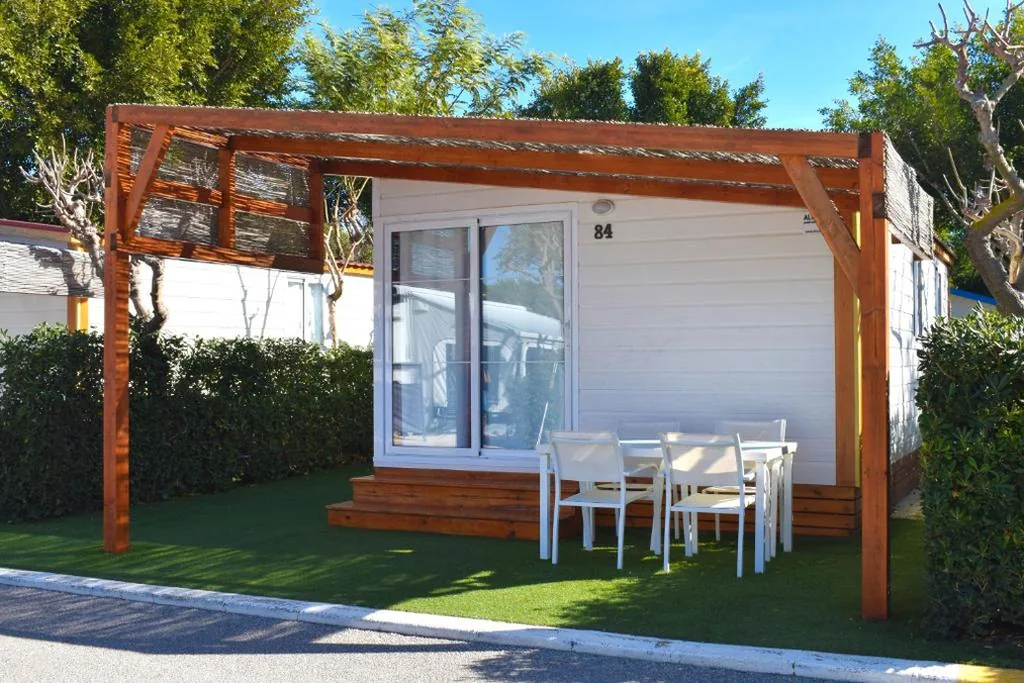 Two-Bedroom Bungalow (2 Adults + 3 children) — Alannia Guardamar