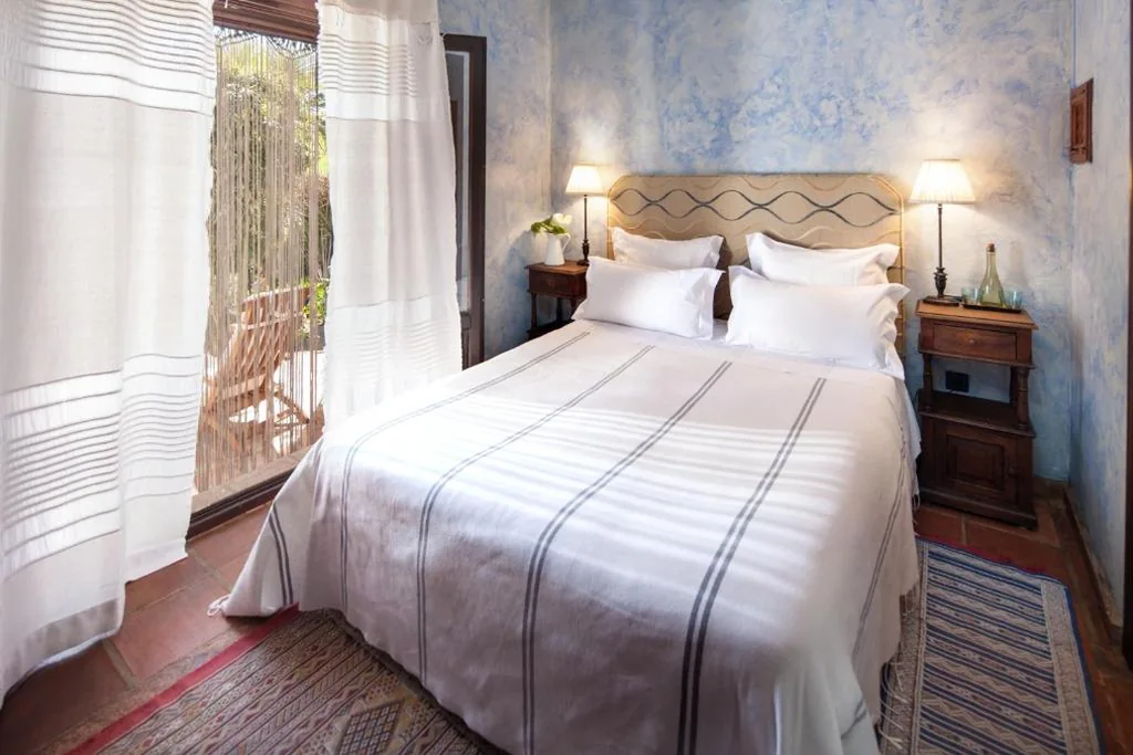 Doppelzimmer mit Balkon — Alavera de los Baños