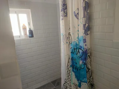 Alba 2 apartamento y Alba 3 habitación con baño — foto 3