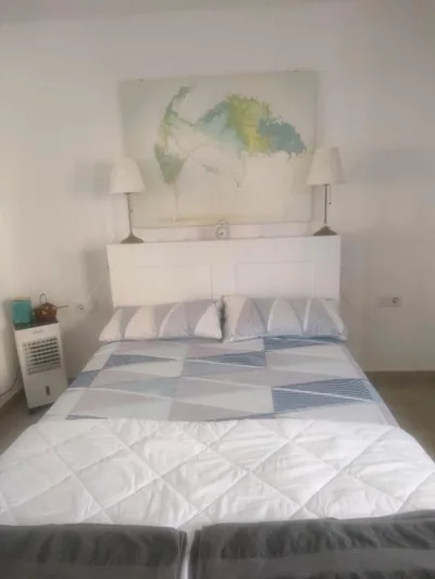 Alba 2 apartamento y Alba 3 habitación con baño — foto 7