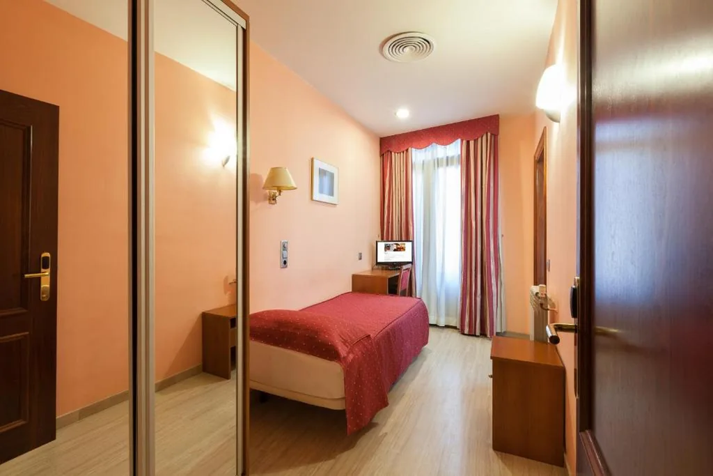 Camera singola — Alba Hotel