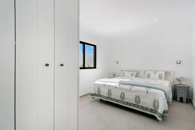 Alba House — photo 8