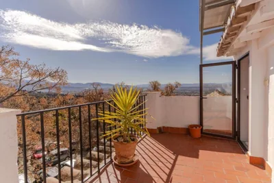 Albalh Apartamentos - La Casita de la Plaza en Albaicín Granada con Terraza Privada y Vistas Espectaculares — photo 12