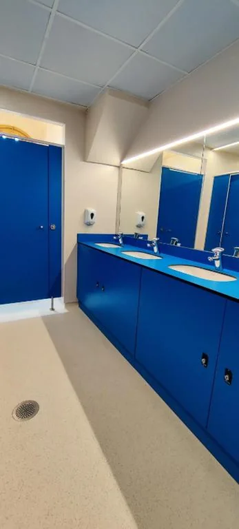 Camera tripla con bagno in comune — Alberg Cabrera de Mar Xanascat