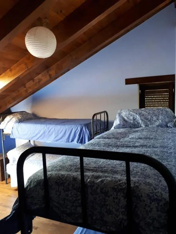 Habitación Triple — Albergue A'Noguera