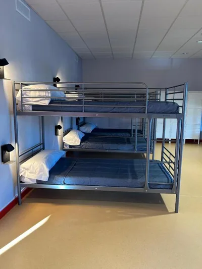 ALBERGUE A POBRA DO BROLLON — foto 9