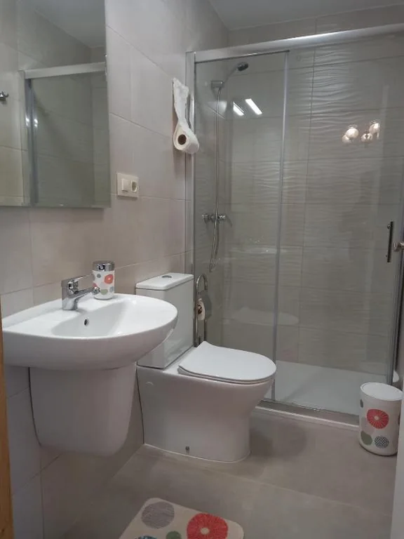 Doppelzimmer mit Balkon — Albergue Agarimo