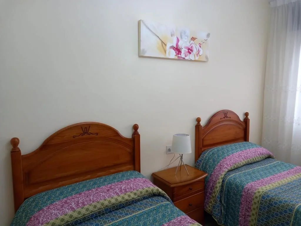 Budget-Doppelzimmer mit 2 Betten — Albergue Agarimo