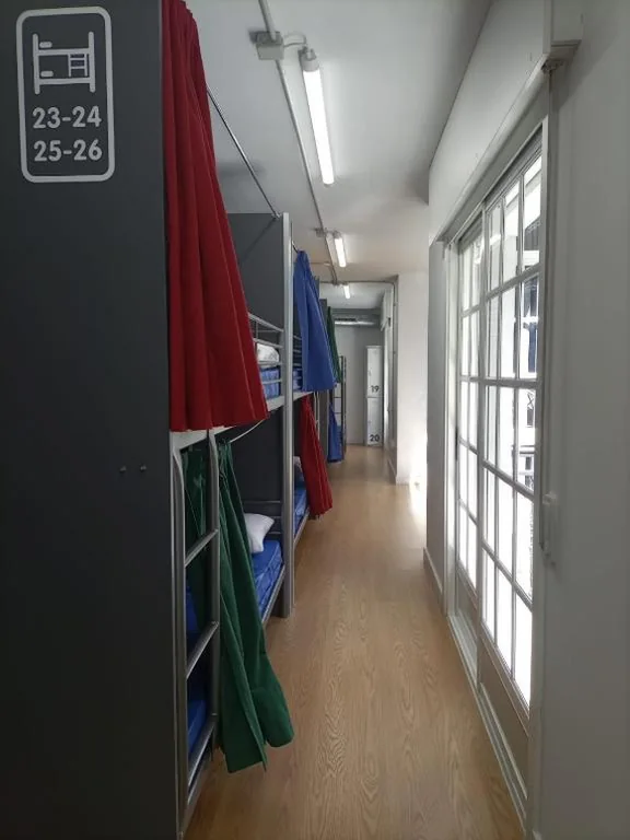 Beliche em quarto partilhado misto — Albergue Avoa Regina