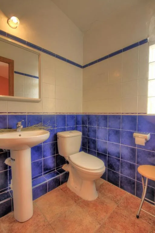 Familiekamer met eigen badkamer — Albergue Barranc de la Serra
