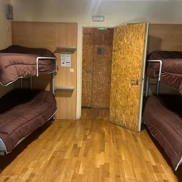 Letto singolo in dormitorio condiviso — Albergue & Cafetería Vía de la Plata Hervás