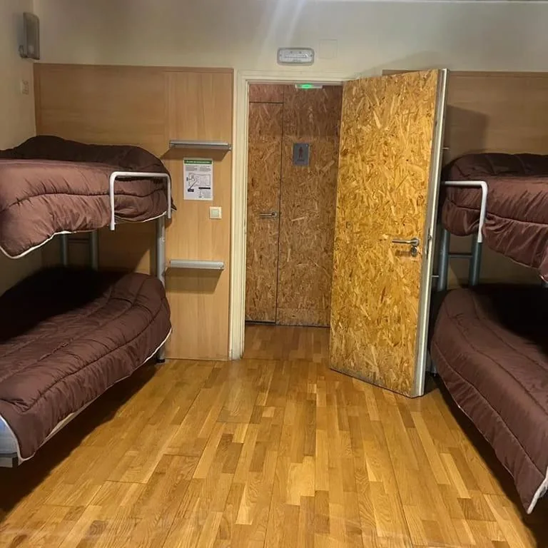 Letto singolo in dormitorio condiviso — Albergue & Cafetería Vía de la Plata Hervás