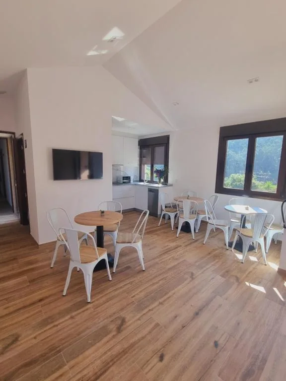 Albergue CAROI HOSTEL & ROOMS Armenteira