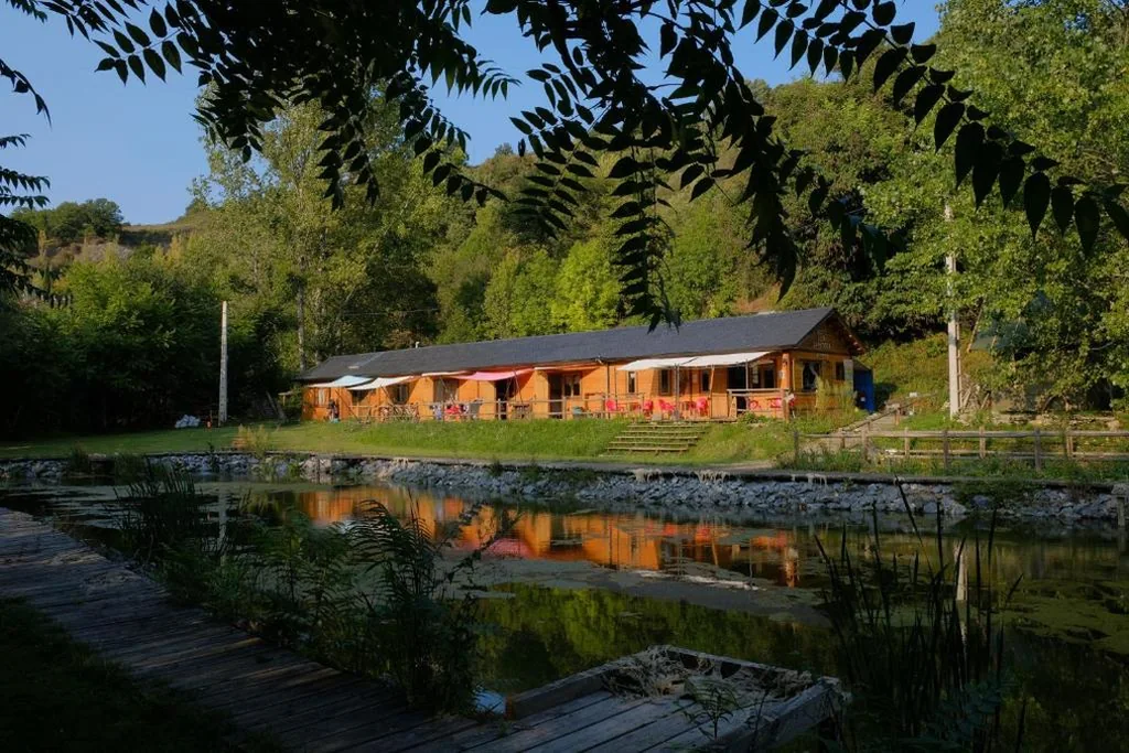 共用バスルーム付きスタンダードダブルルーム — Albergue Casa del Pescador