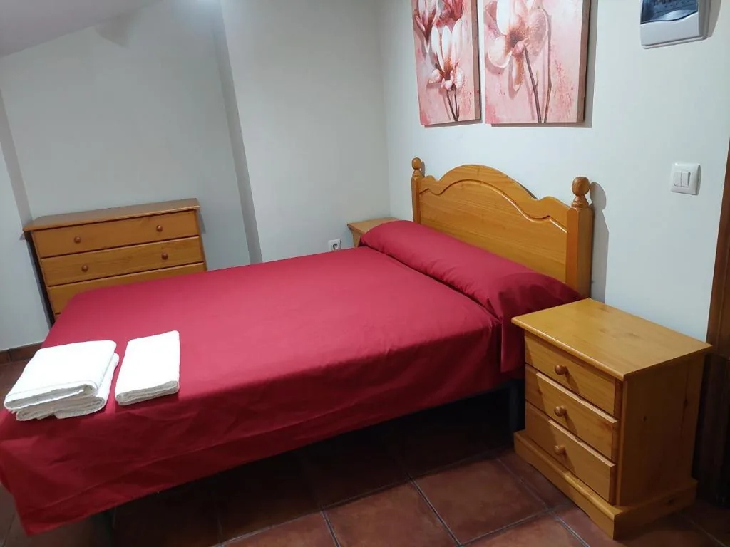 Habitación Doble Deluxe con bañera — ALBERGUE CASA LAS ANGELITAS