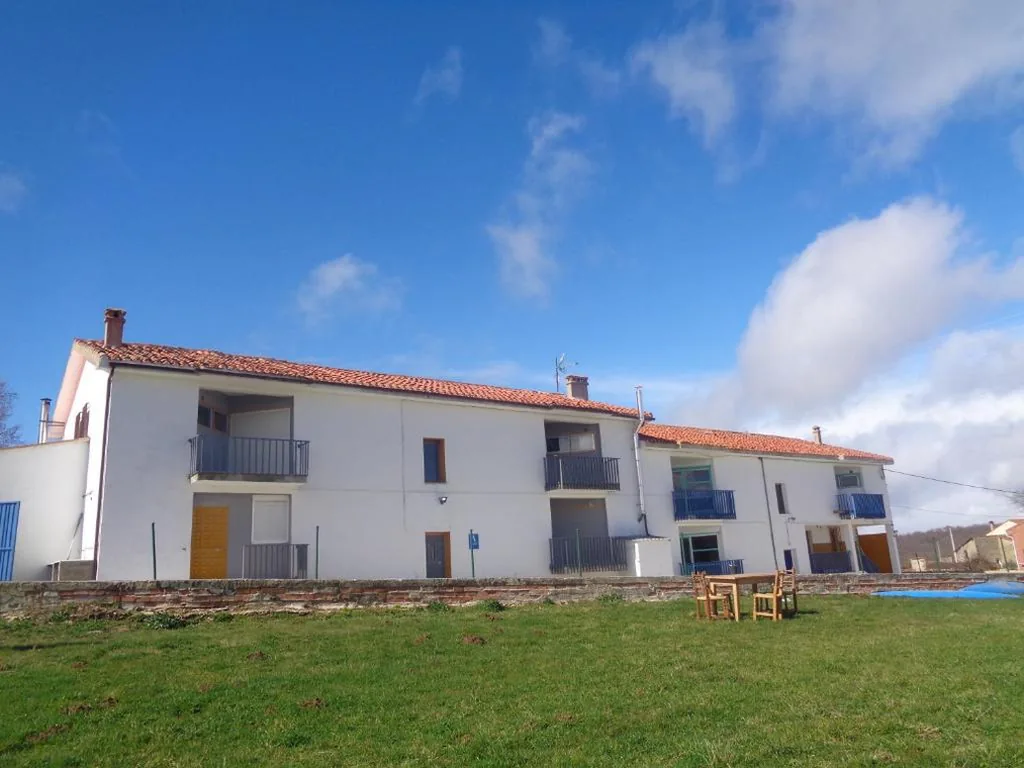 Vierbettzimmer mit Bad — Albergue Cilleruelo de Bezana