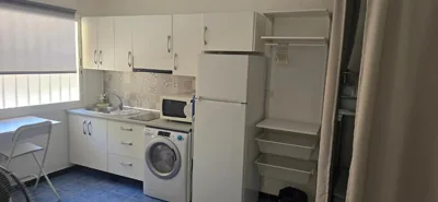 ALBERGUE CRISTINA habitaciones con baño privado y mini cocina — foto 4