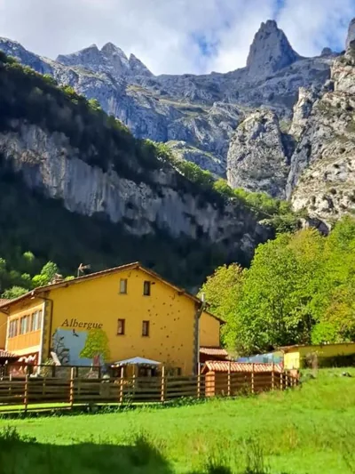 Albergue de Caín "El Diablo de la peña" — foto 12