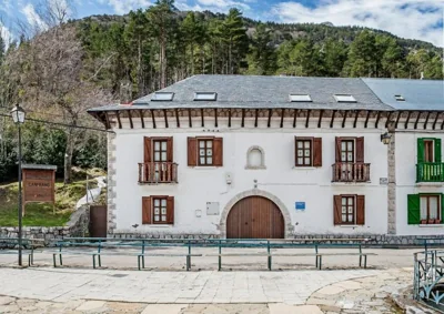 Albergue de Canfranc Estación — foto 6