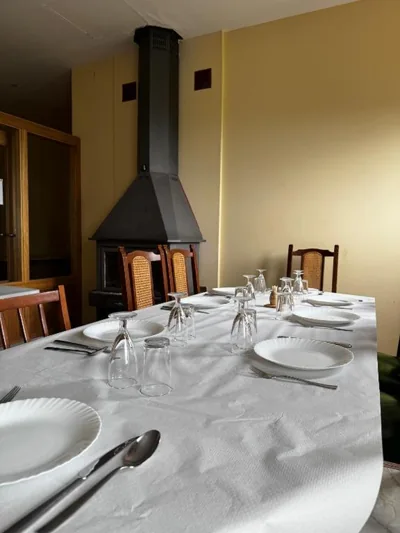 Albergue de peregrino Cruz de Fierro — foto 10