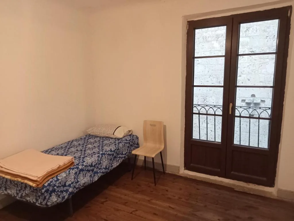 Camera condivisa mista con 6 letti — Albergue de peregrinos Casa Nostra